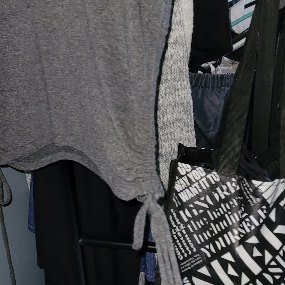 Dynamite t-shirt - Picture 4 of 4